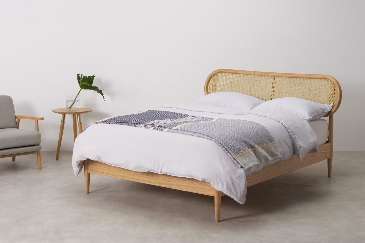 Wood Bed - 002